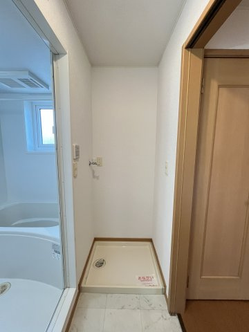 パインコーン　１番館の玄関