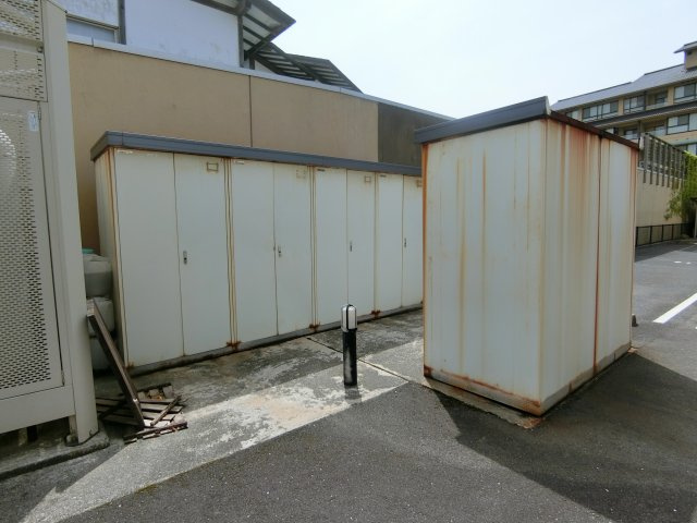 パインコーン　１番館のその他