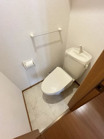 パインコーン　１番館のトイレ