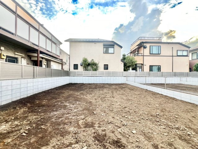 世田谷区上祖師谷5丁目　建築条件無し売地　残1区画の外観|2025.09.29撮影

ご内見希望・資料請求などお気軽にお問い合わせ下さい！
03-5990-5201