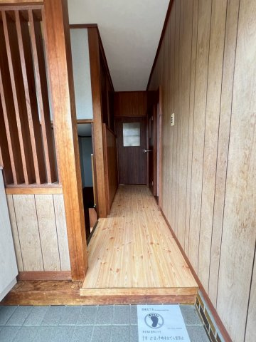 星が丘１丁目戸建の玄関