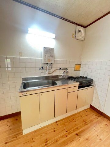 星が丘１丁目戸建のキッチン