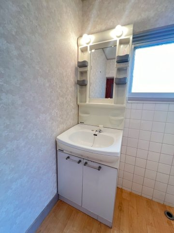 星が丘１丁目戸建の洗面所