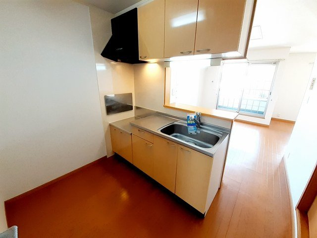 フローラルハイツⅠのキッチン|お料理しやすいキッチンです