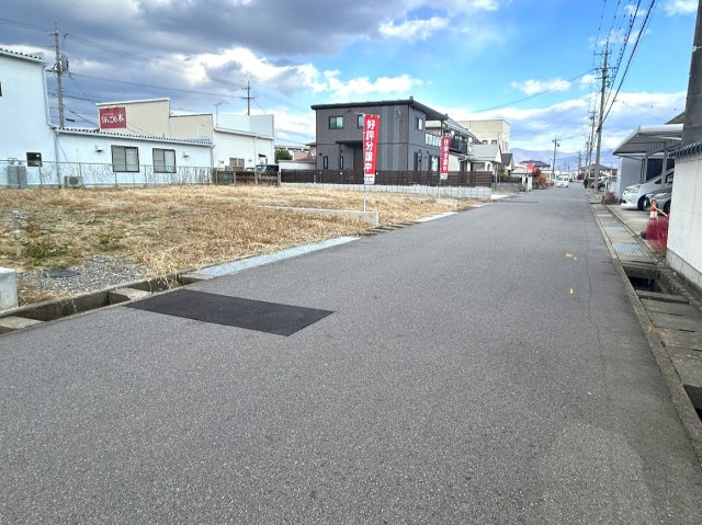 東邦ピュアコート里島の前面道路含む現地写真