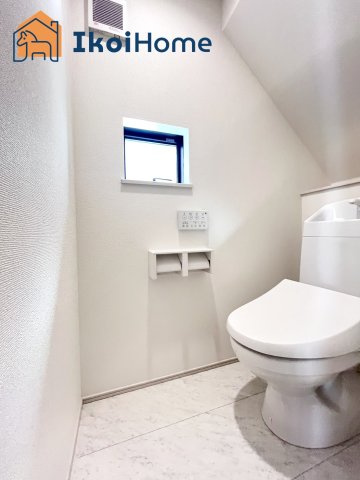 明石市太寺天王町　新築戸建のトイレ|【ホームページに現地動画掲載中】●年中無休：当日予約可●1・2階にウォシュレット機能付のトイレを完備