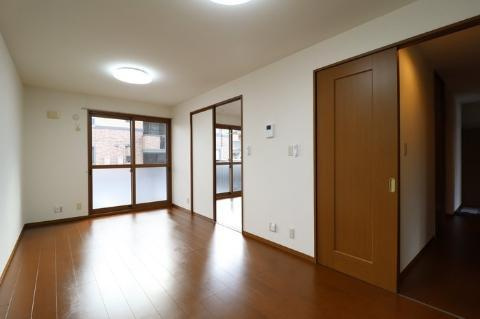 リヴェール　Ａの居間・リビング|リビング