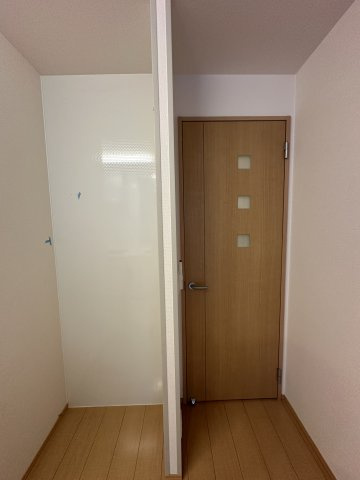 サンシャインヒルズM B棟のその他