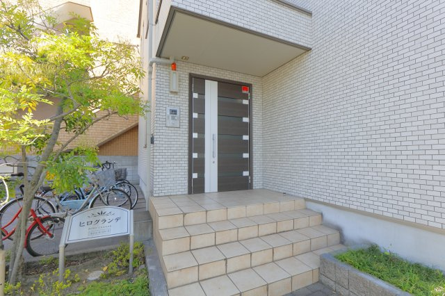 ヒログランデのエントランス