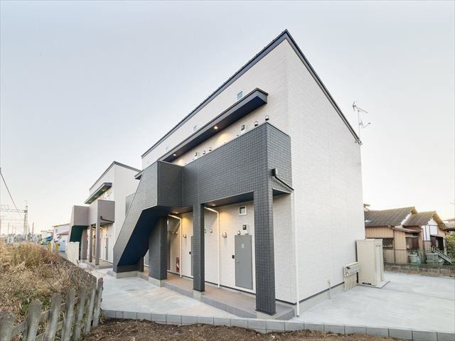 スプリングフォレスト参番館のエントランス