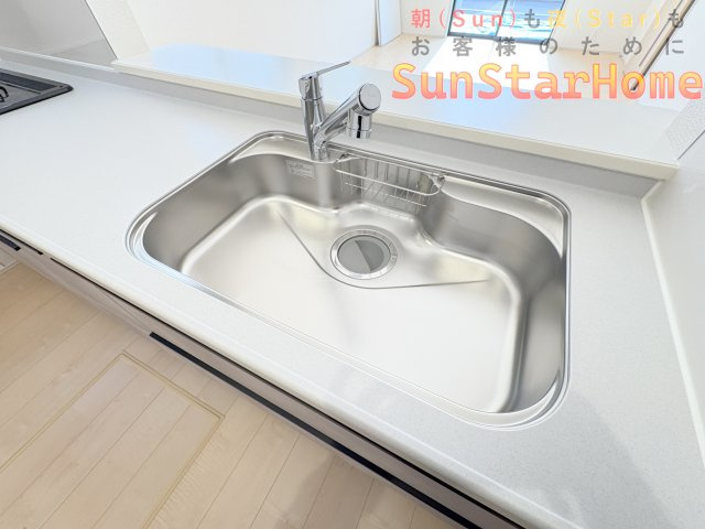 【サンスターホーム】あきる野市草花　新築１号棟のキッチン
