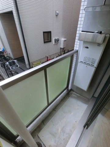 【バルコニー】