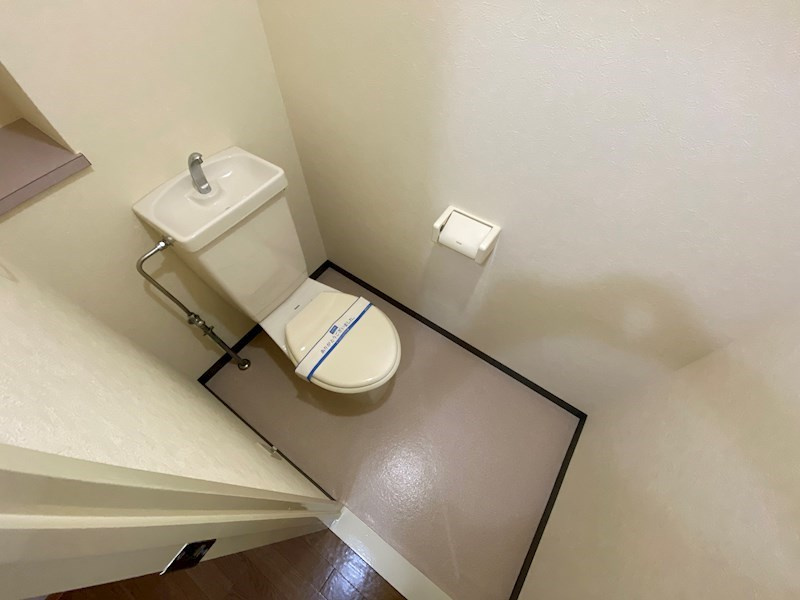 岸和田市上松町の賃貸マンションのトイレ|トイレもきれいです