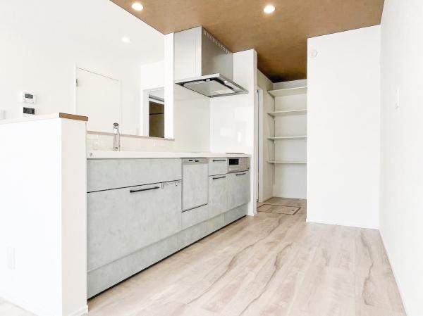 横田2丁目Ｗ棟　新築の居間・リビング|※内観パースはイメージです。