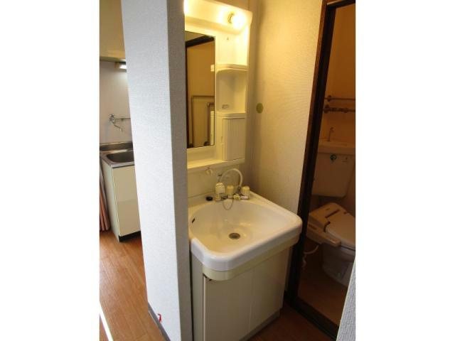 コスモハイツA棟の洗面所