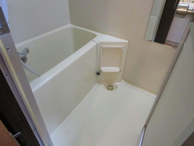 コスモハイツA棟の浴室