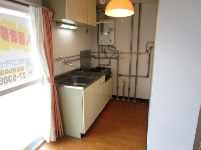 コスモハイツA棟のキッチン