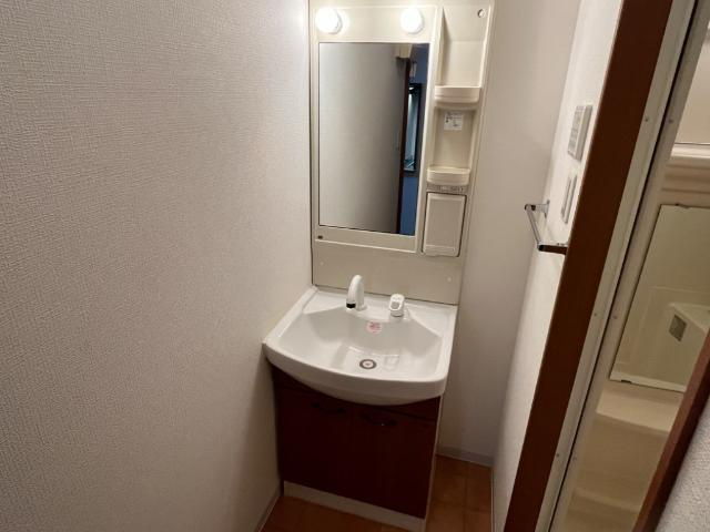 アンベリールMの洗面所|洗髪洗面化粧台