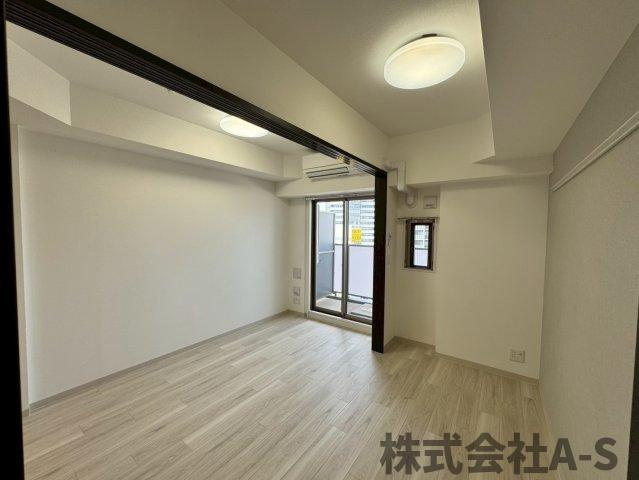 エステムコート名古屋新栄Ⅳネストの洋室|同間取り画像使用
実際のお部屋と色などが異なる場合がございます。