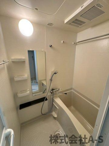 エステムコート名古屋新栄Ⅳネストの浴室|同間取り画像使用
実際のお部屋と色などが異なる場合がございます。