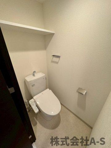 エステムコート名古屋新栄Ⅳネストのトイレ|同間取り画像使用
実際のお部屋と色などが異なる場合がございます。