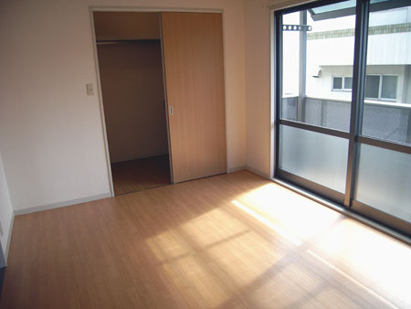 ファミール唐国IIの居間・リビング|ゆったり過ごせるリビングです