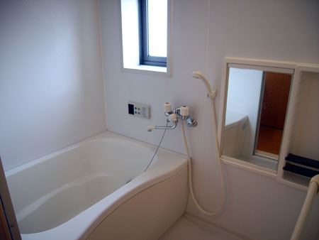 ファミール唐国IIの浴室|お風呂です