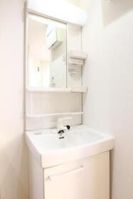 アンバー新小岩の独立洗面台