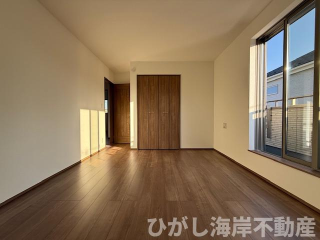 茅ヶ崎市円蔵1丁目　新築戸建　全２棟の洋室|8.3帖　洋室