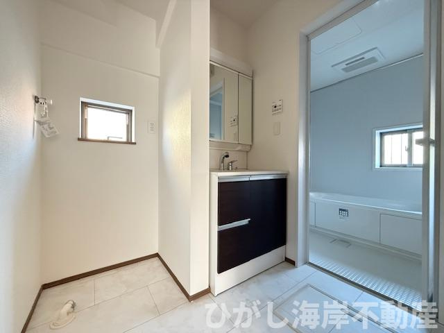 茅ヶ崎市円蔵1丁目　新築戸建　全２棟の脱衣所|脱衣スペース