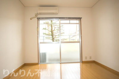 【居間・リビング】 | メゾンオレンジ1 | リビングです