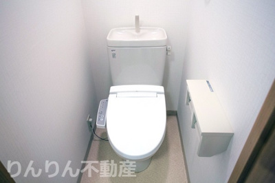 【トイレ】 | メゾンオレンジ1 | コンパクトで使いやすいトイレです