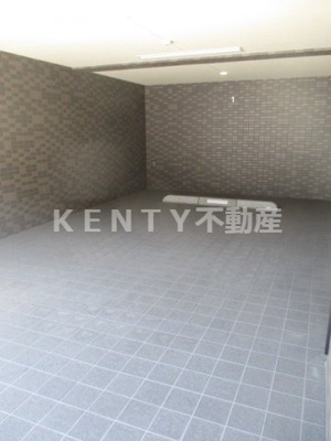 【駐車場】 | ルーブル蒲田十番館 | 車をお持ちの方に嬉しい駐車場付きの物件です