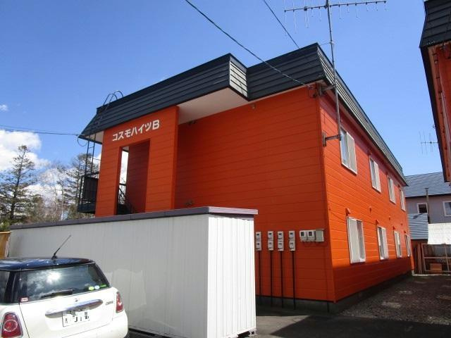 コスモハイツＢ棟の外観