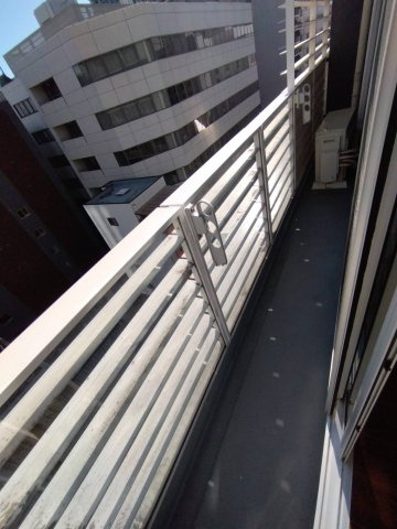 アーバネックス淀屋橋のバルコニー