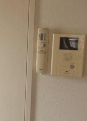 【セキュリティ】 | ラクラス杉並方南町 | モニター付きインターホン完備。