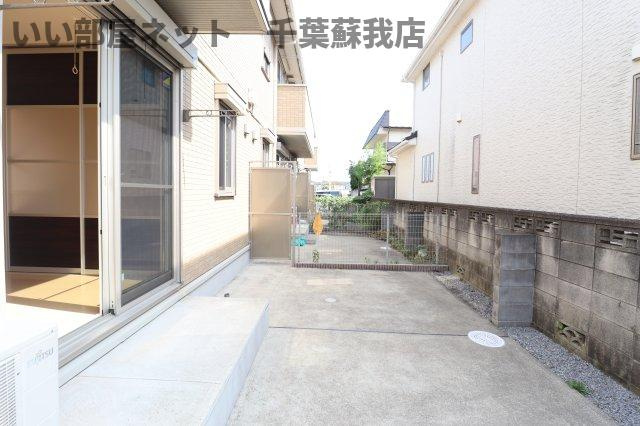 クレアの駐車場|収納豊富です