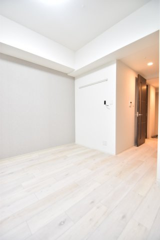 大阪市都島区内代町３丁目の賃貸マンションの居間・リビング