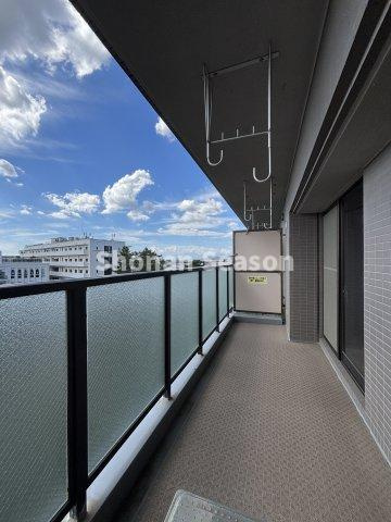 【バルコニー】 | バルコニーからの眺めは穏やかな環境が広がり開放的です。