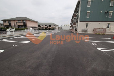 【駐車場】 | ルピナ梅満 | 駐車場完備です