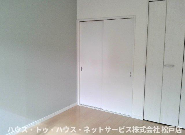 メゾン・ド・ニシムラの居間・リビング