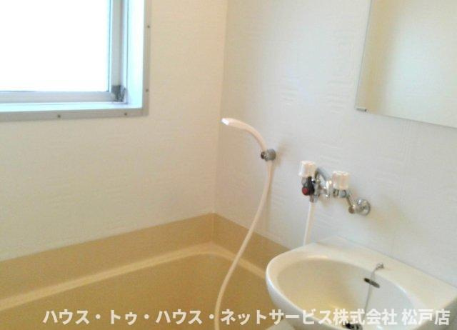 メゾン・ド・ニシムラの浴室