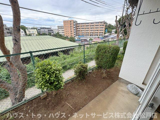 ニューシティ・ベルの庭