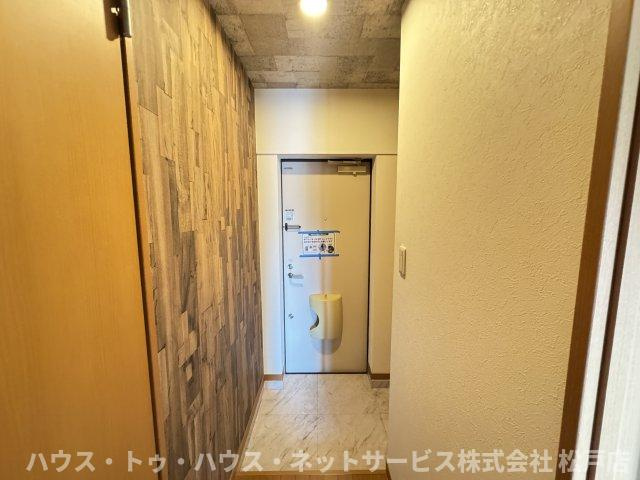 エクシード二ツ木C棟の玄関