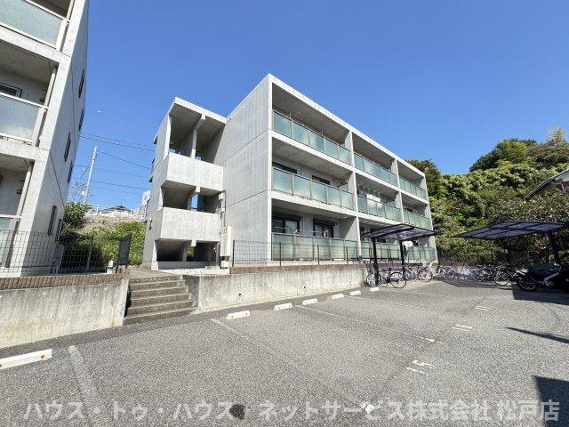 エクシード二ツ木C棟の外観