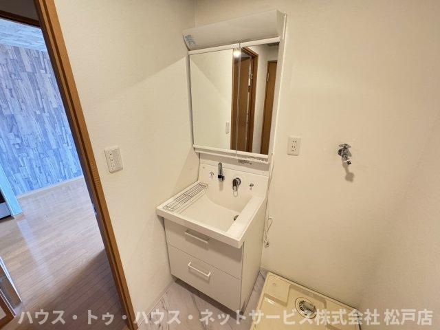 エクシード二ツ木C棟の洗面所