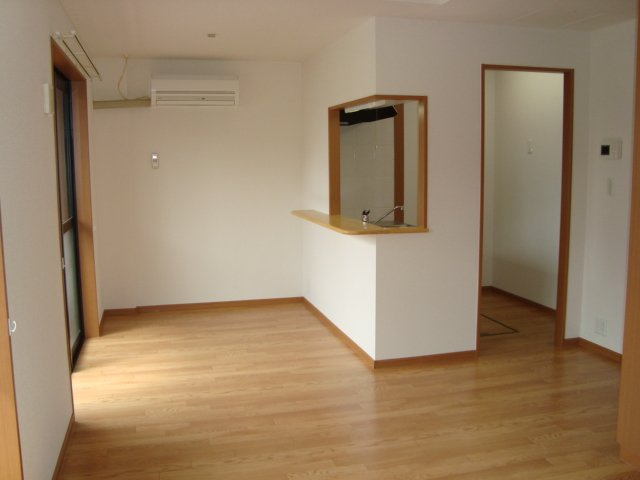 グランデールⅡの居間・リビング|リビング②