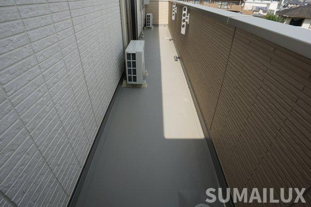 熊本市北区飛田４丁目のアパートのバルコニー