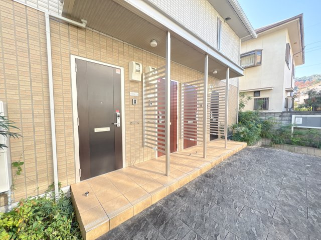 サニーヒルズ山崎新町のエントランス