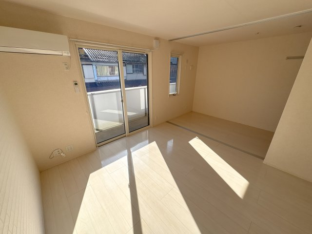 サニーヒルズ山崎新町の居間・リビング